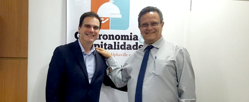 Presidente Edson Pinto se reúne com gerente geral do Hotel The Premium